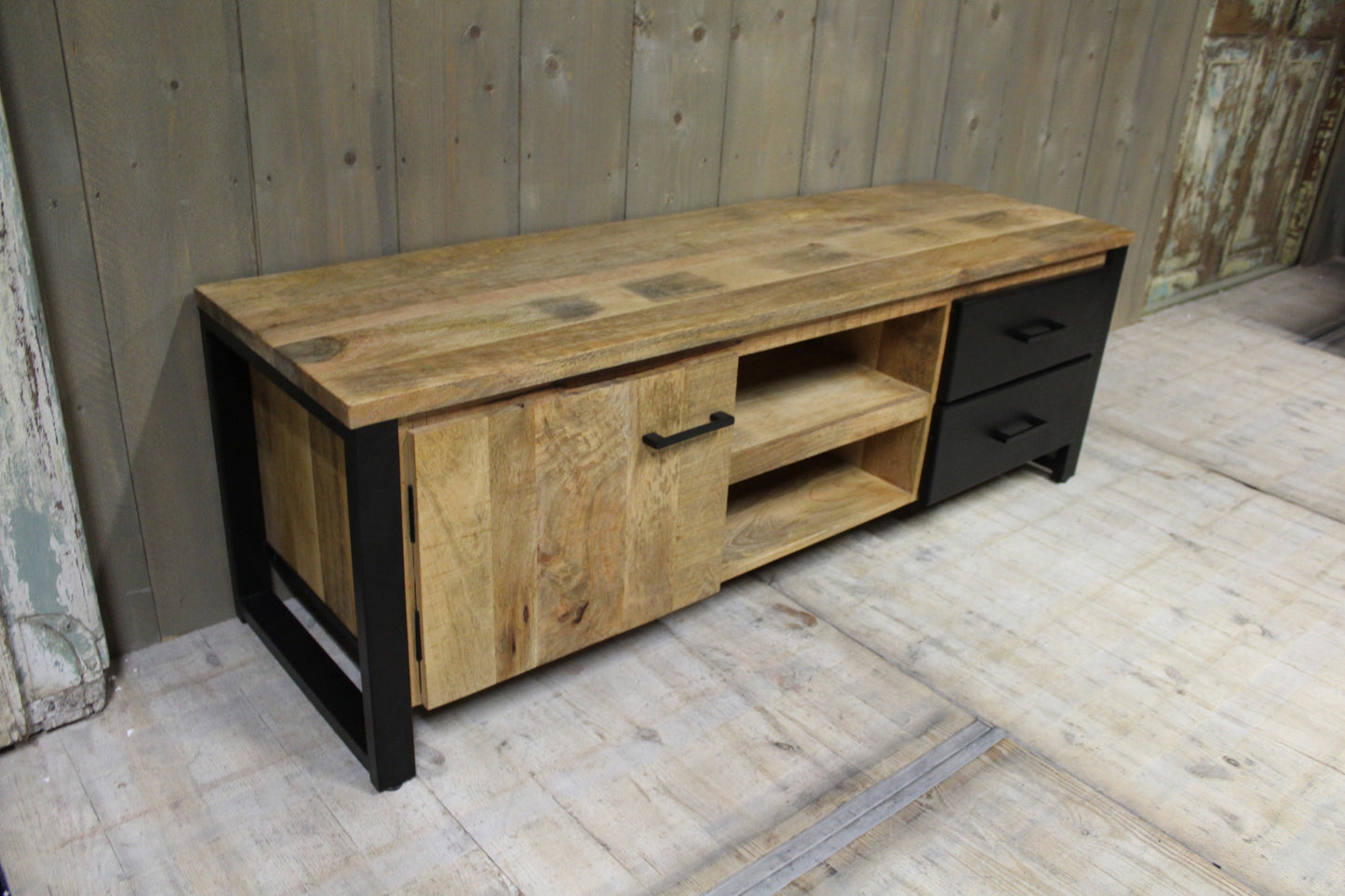 Tv meubel mangohout New Jersey 150 cm