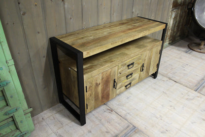 Dressoir mangohout Brit 135 cm