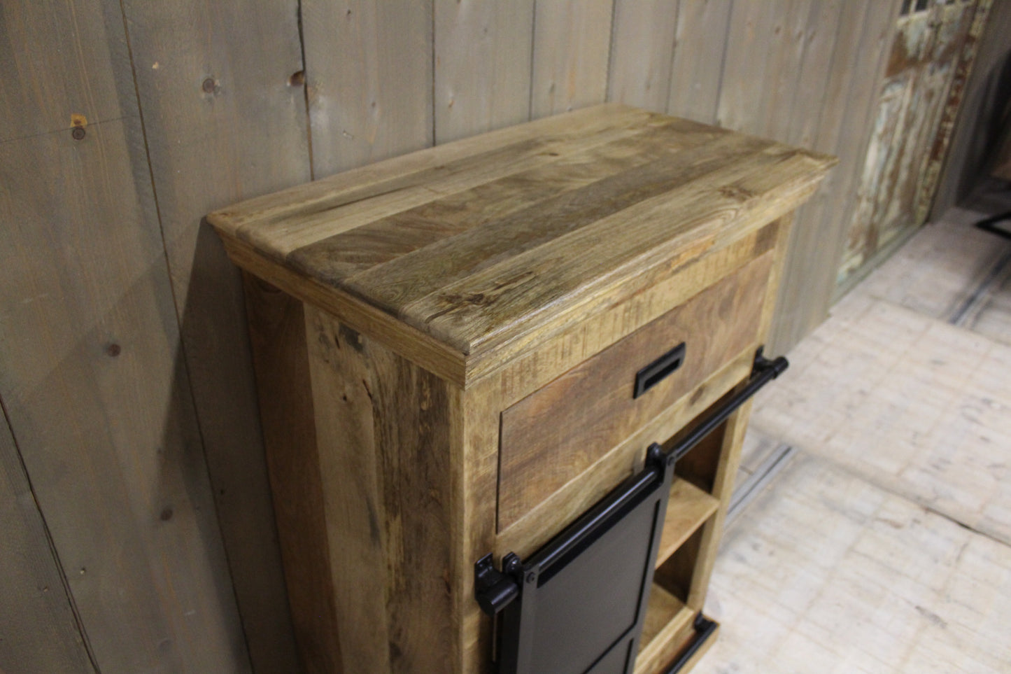 Wandkast mangohout Nora 75 cm