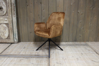 Eetkamerstoel Gaby Geel