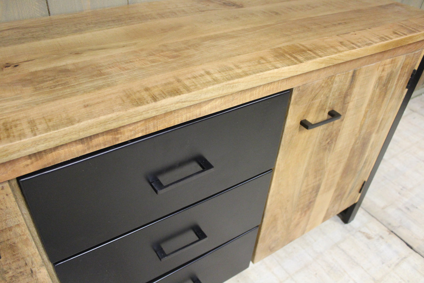 Dressoir mangohout New Jersey 180 cm