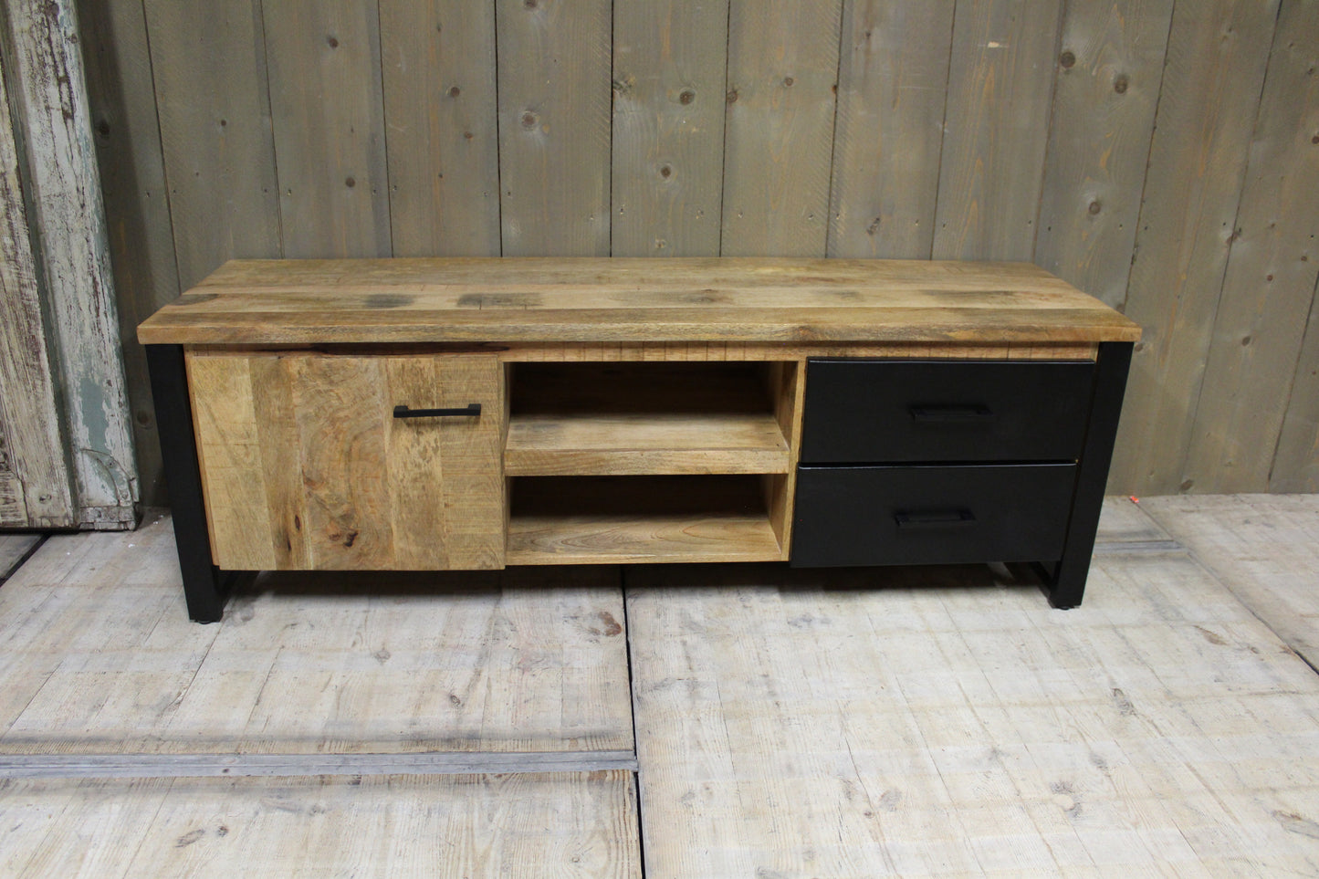 Tv meubel mangohout New Jersey 150 cm