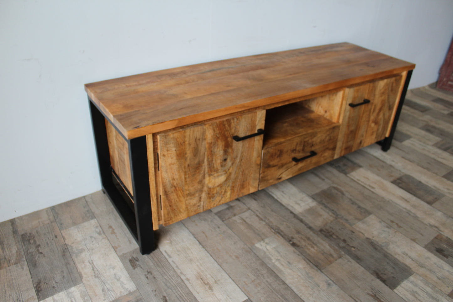 Tv meubel mangohout New Jersey 150 cm