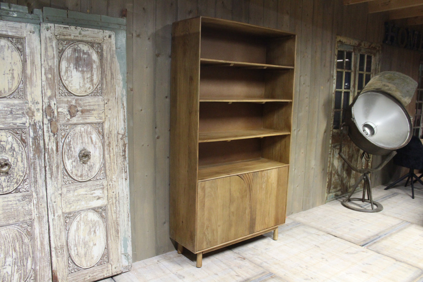 Boekenkast mangohout Wonder 110 cm